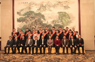 福州市委領(lǐng)導會見超大團委代表