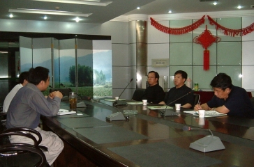 河北省張家口市張鈺副市長、市農(nóng)業(yè)局戴有錄局長一行蒞臨超大集團總部參觀調(diào)研
